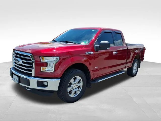 Used 2016 Red Ford XLT image 2