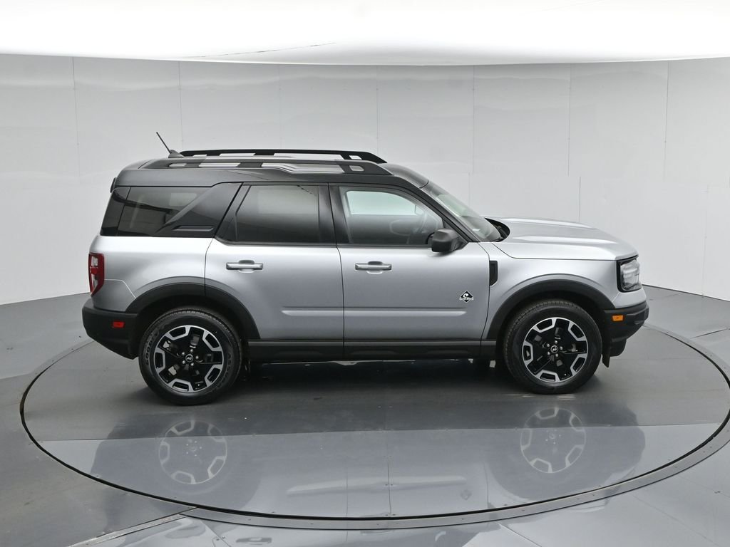Certified Used 2022 Silver Ford Outer Banks image 43