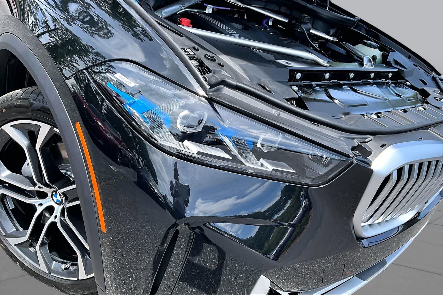 New 2026 Black Sapphire Metallic BMW xDrive40i image 13
