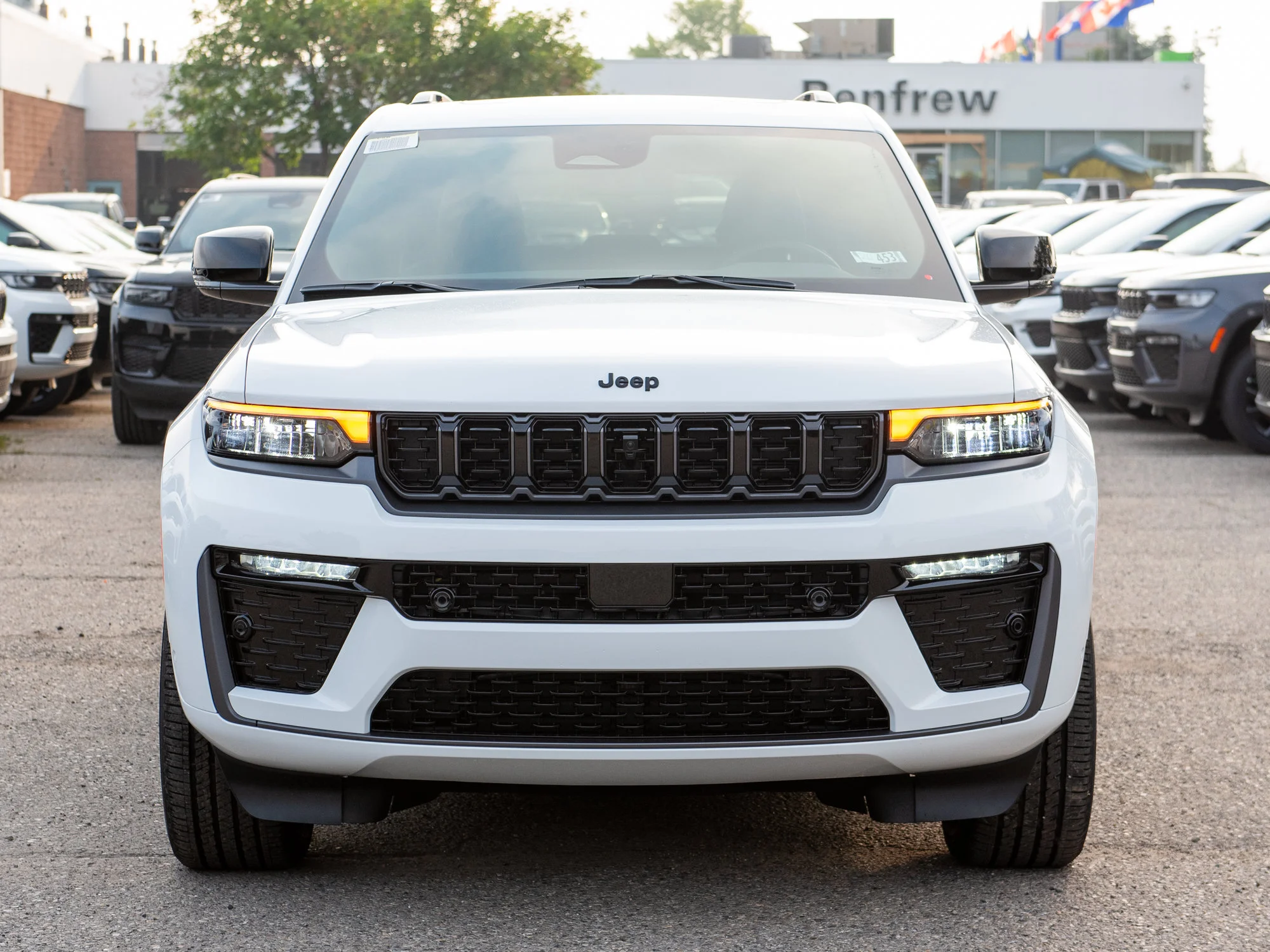 New 2026 White Jeep Limited Reserve* image 9