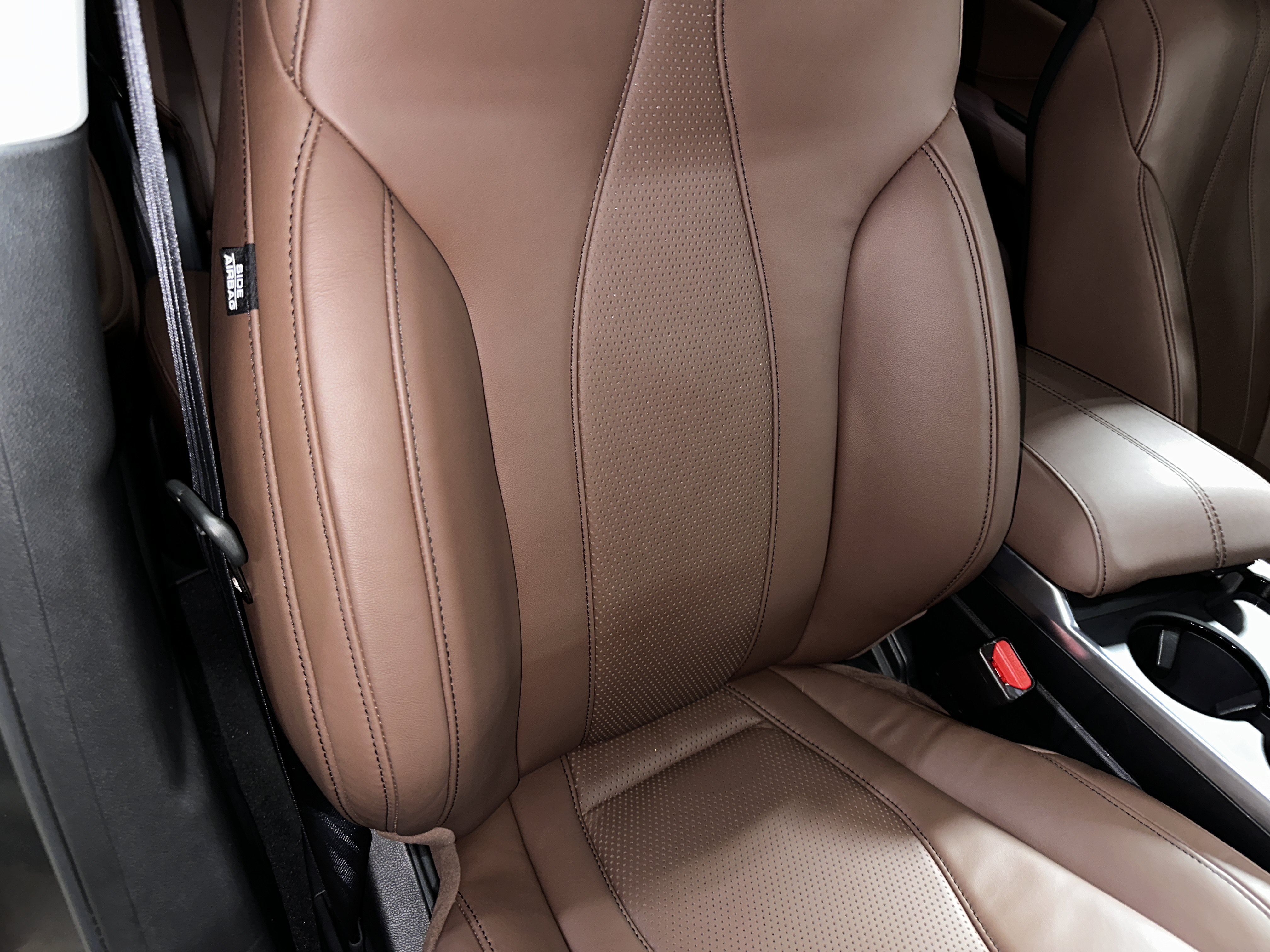Used 2025 Liquid Carbon Metallic Acura SH-AWD TECH image 50