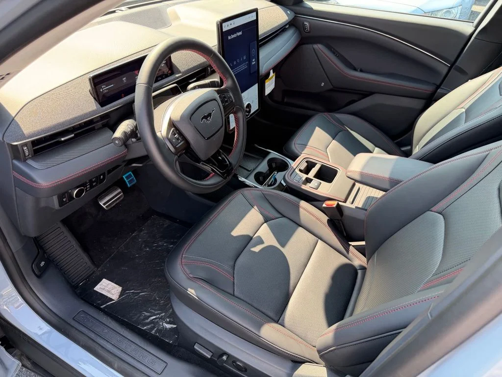 New 2026 Glacier Gray Metallic Tri-coat Ford Premium image 11