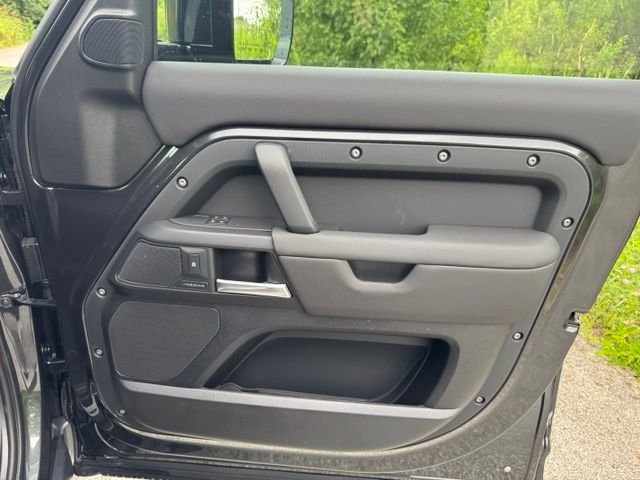 New 2026 Carpathian Grey Land Rover S image 18