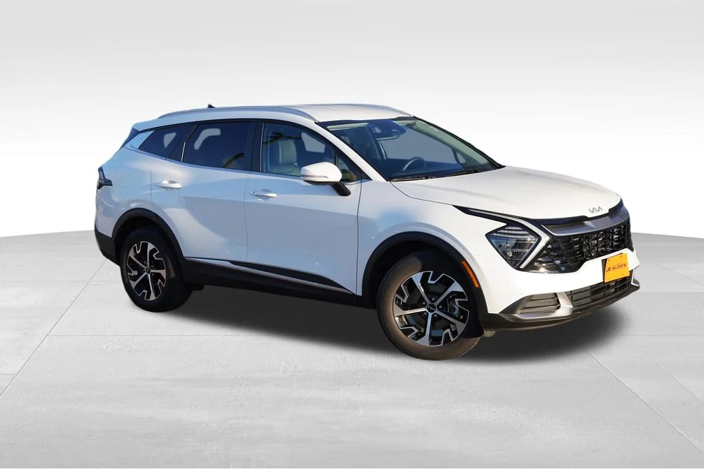 Used 2025 Snow White Pearl Kia EX image 2