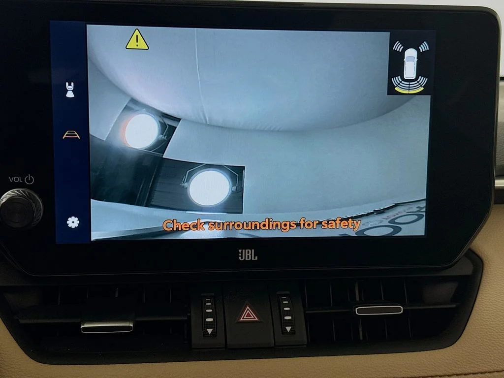 Used 2024 Wind Chill Pearl Toyota Hybrid Limited image 15