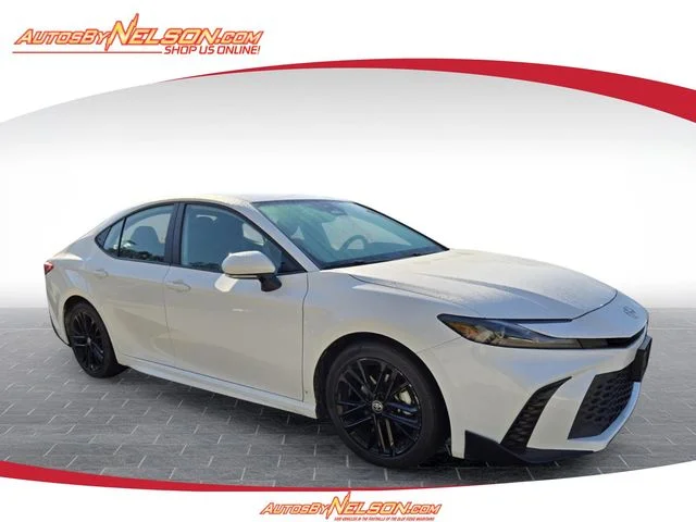 2025 Toyota Camry SE