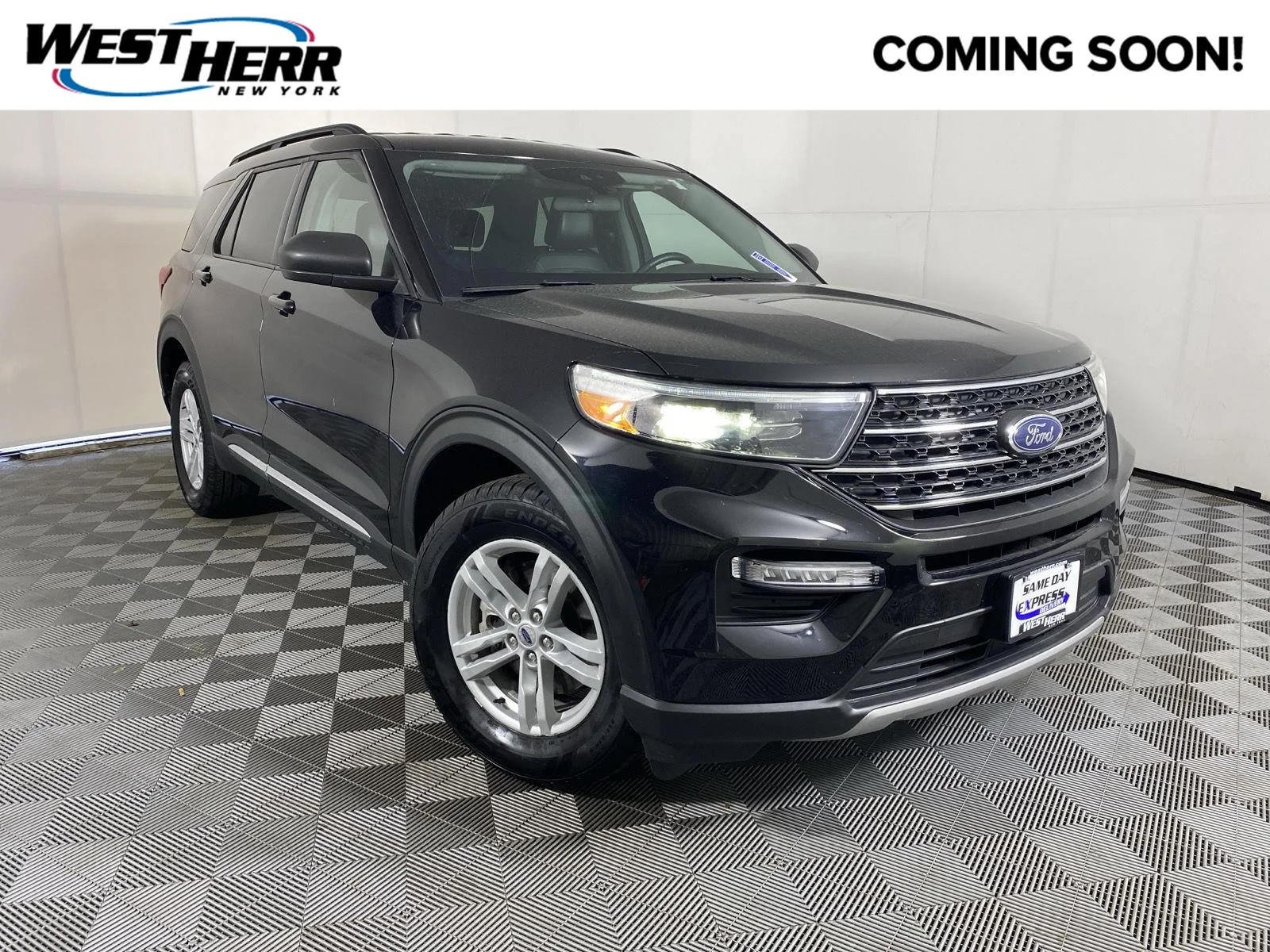 Used 2024 Agate Black Ford XLT image 1