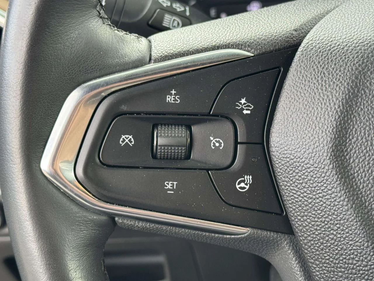 Used 2023 Mosaic Black Metallic Chevrolet FWD ACTIV image 23