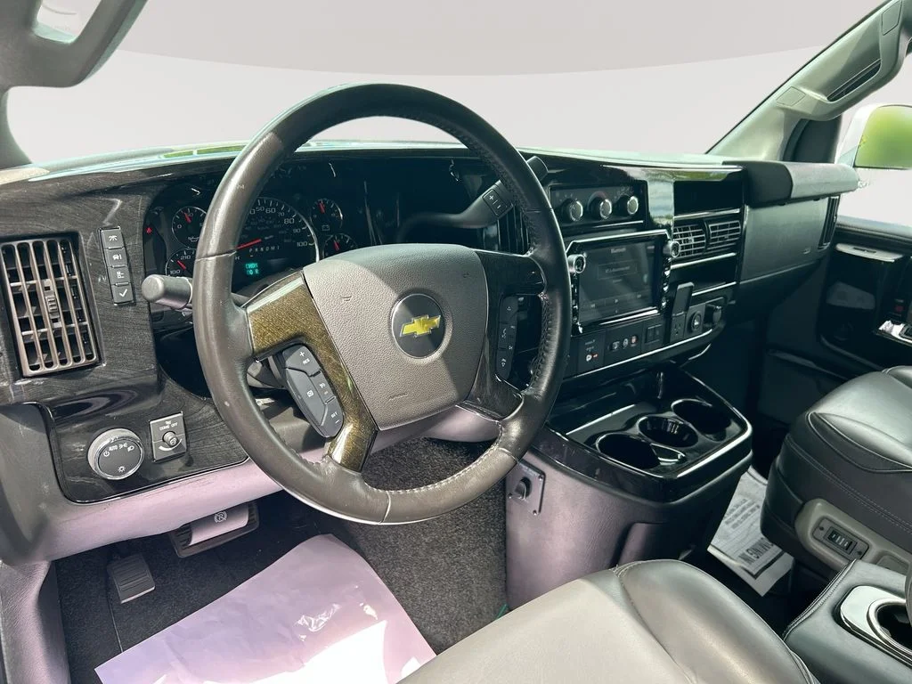Used 2021 Silver Chevrolet LS image 14