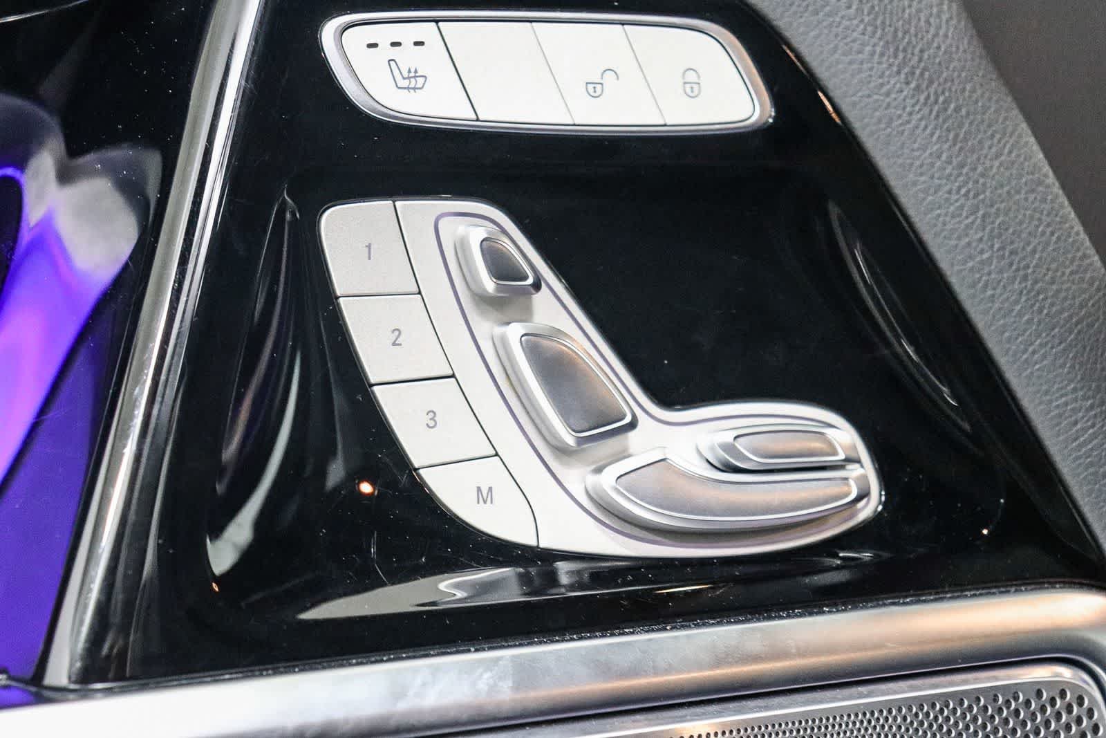 Used 2025 Obsidian Black Metallic Mercedes-Benz G 550 image 21