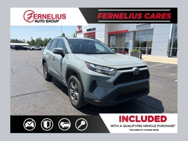 Used 2023 Green Toyota XLE image 1