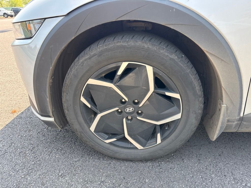 Used 2023 Cyber Gray Hyundai SEL image 25
