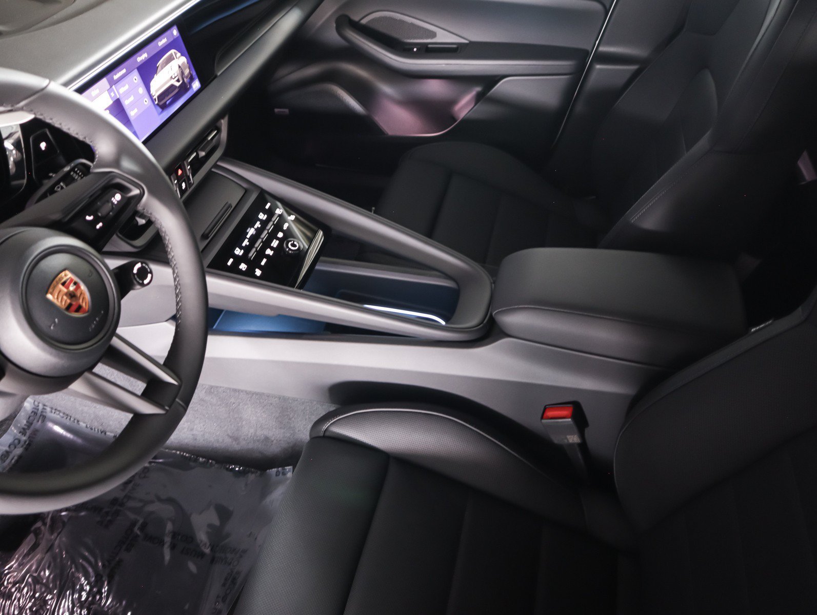 2026 Porsche Macan Base - Photo 17