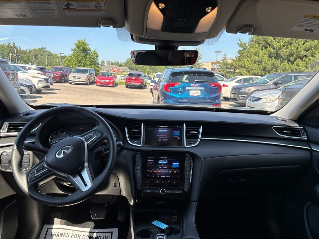 Used 2025 Gray INFINITI PURE image 15