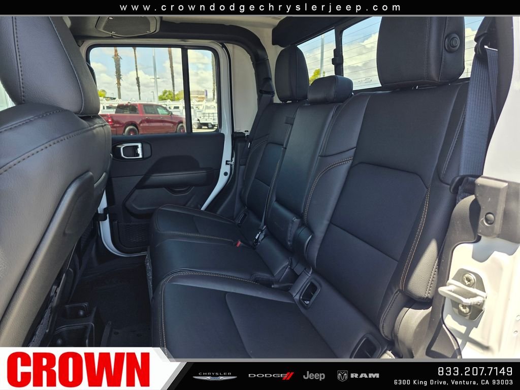 New 2026 Bright White Clearcoat Jeep Sahara image 13
