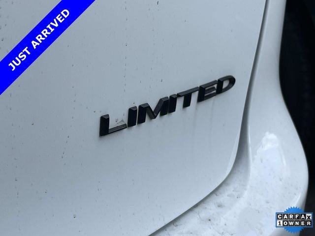Certified Used 2025 White Chrysler Limited image 15