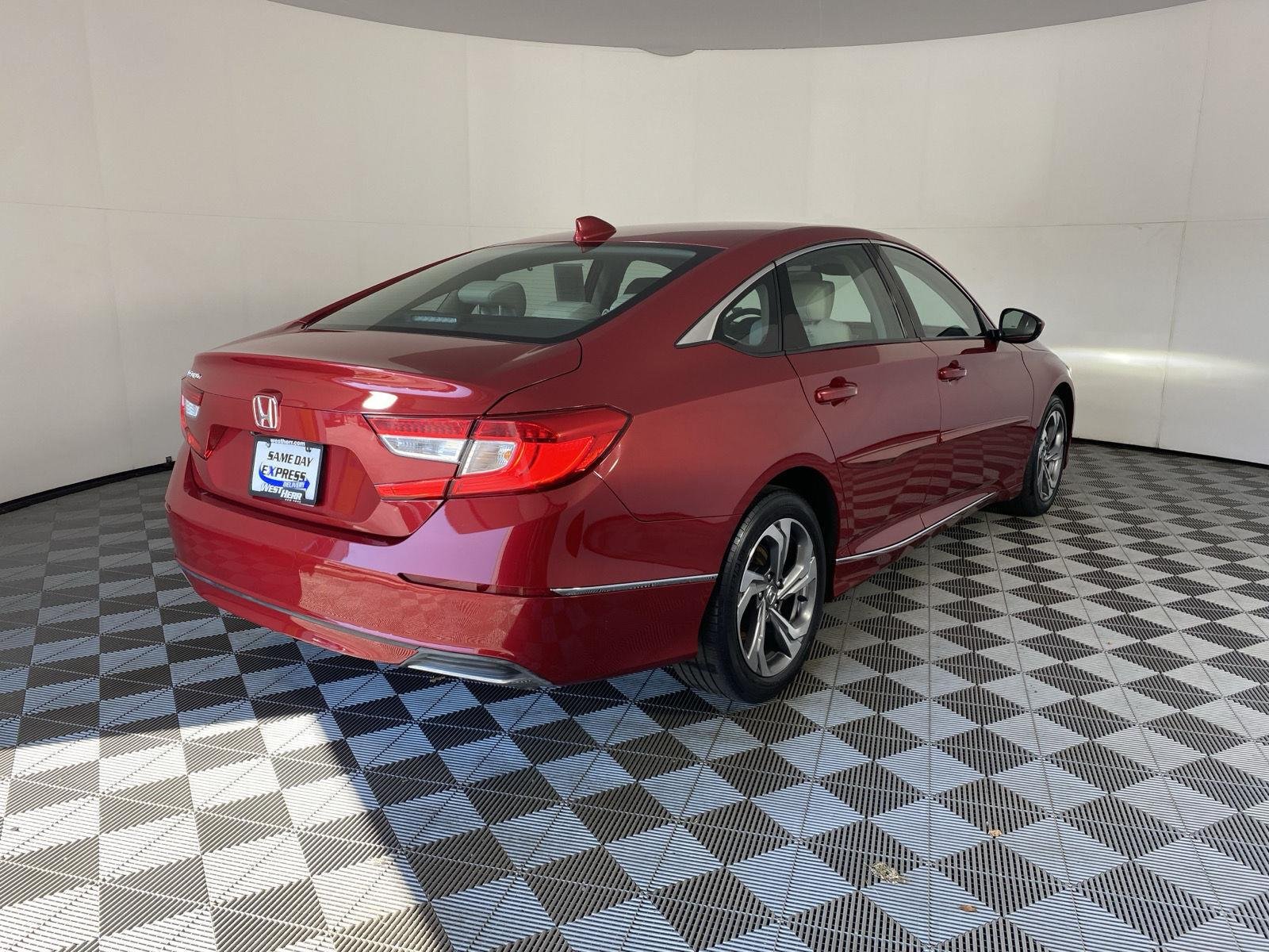 Used 2018 Radiant Red Metallic Honda EX 1.5T image 8