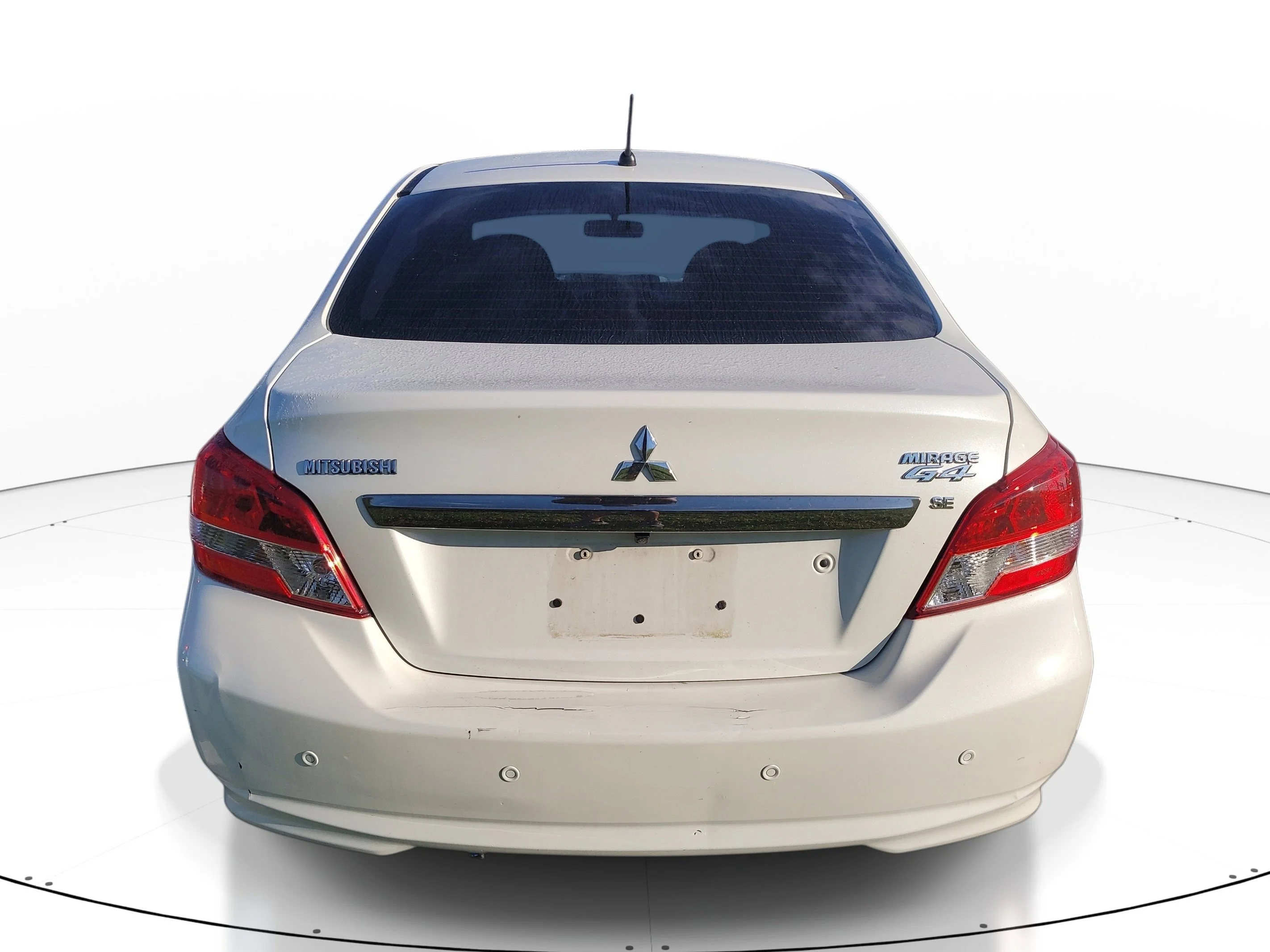 Used 2019  Mitsubishi SE image 5