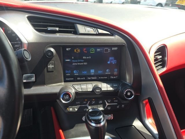 Used 2019 White Chevrolet Grand Sport image 23