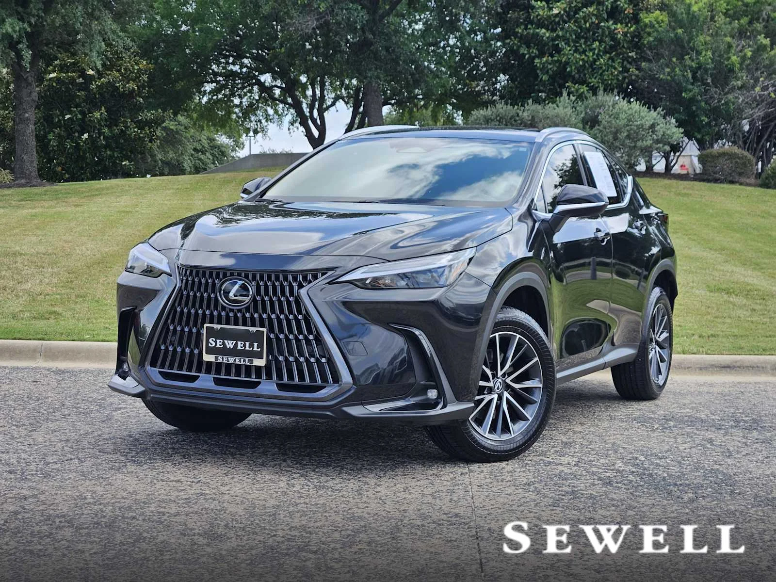 2025 Lexus NX 350 250 FWD's photo