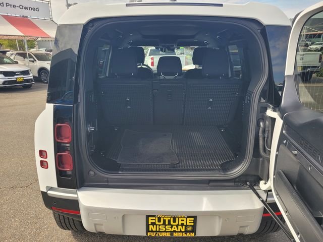 Used 2025 White Land Rover S image 11
