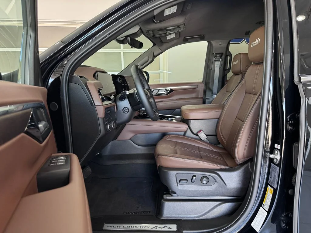 2025 Chevrolet Tahoe High Country - Photo 14