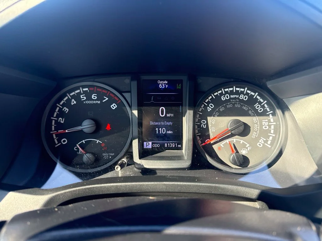 Used 2022 Gray Toyota SR image 19
