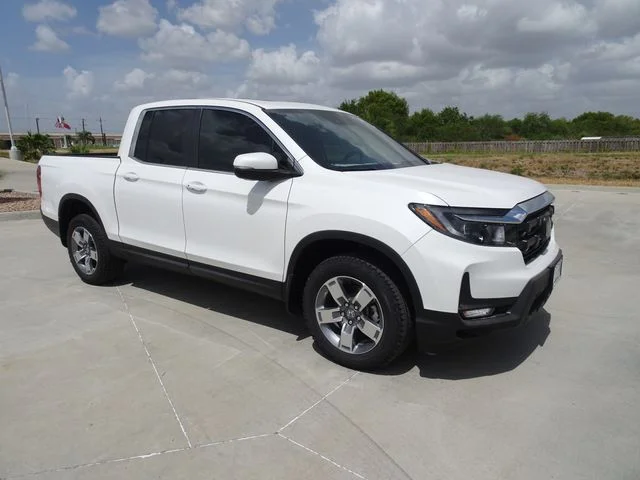 New 2026 Platinum White Pearl Honda RTL image 3