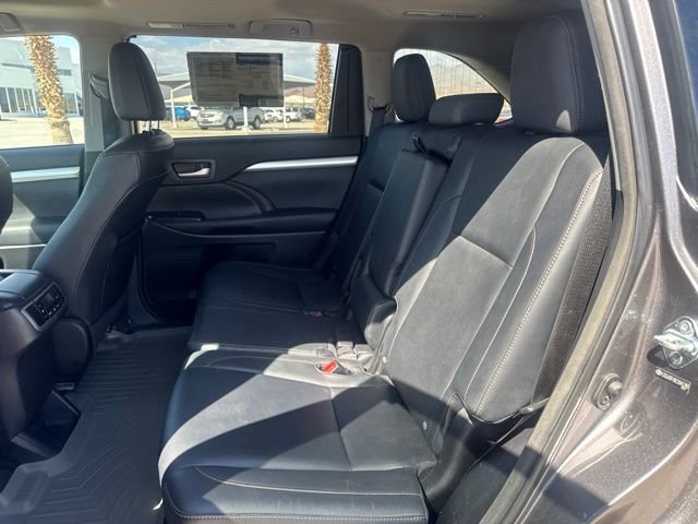 2014 Toyota Highlander XLE - Photo 9
