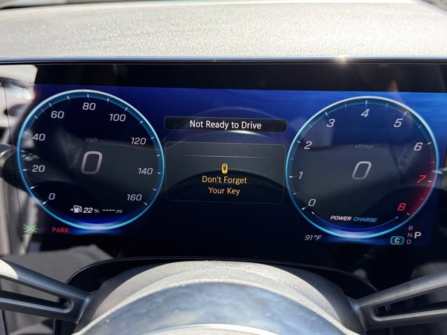 New 2027 MANUFAKTUR Alpine Grey Mercedes-Benz CLA 220 image 12
