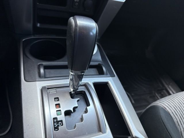 Used 2016 Classic Silver Metallic Toyota SR5 4X4 image 33