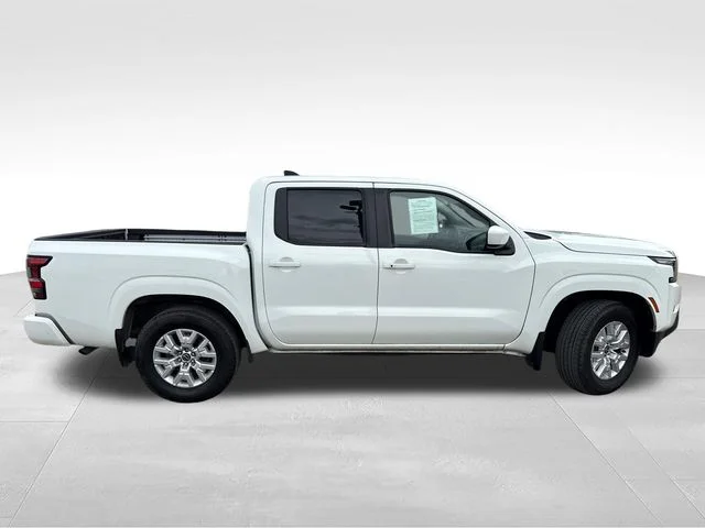 Used 2024 White Nissan SV image 9