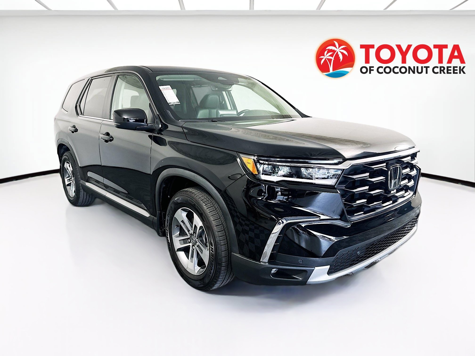 Used 2025 Silver Honda EX-L image 1