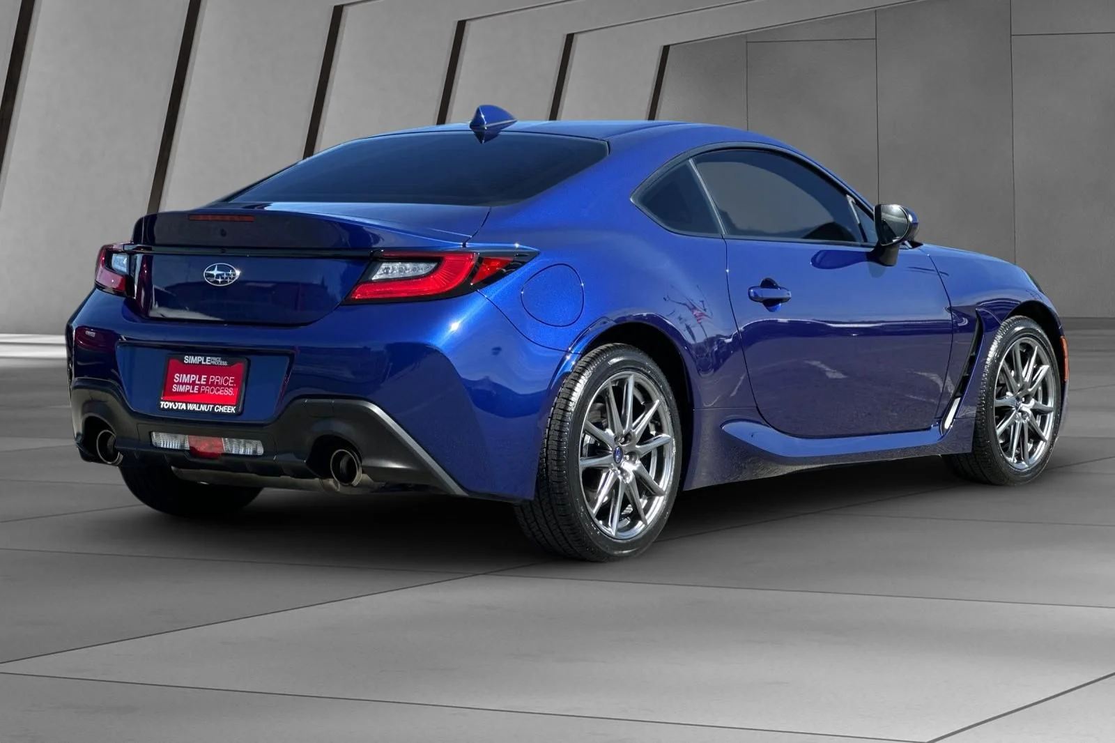 Used 2023 Blue Subaru Premium image 4