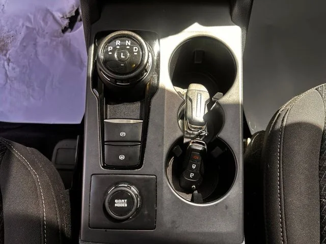 Used 2022 White Ford Base image 27
