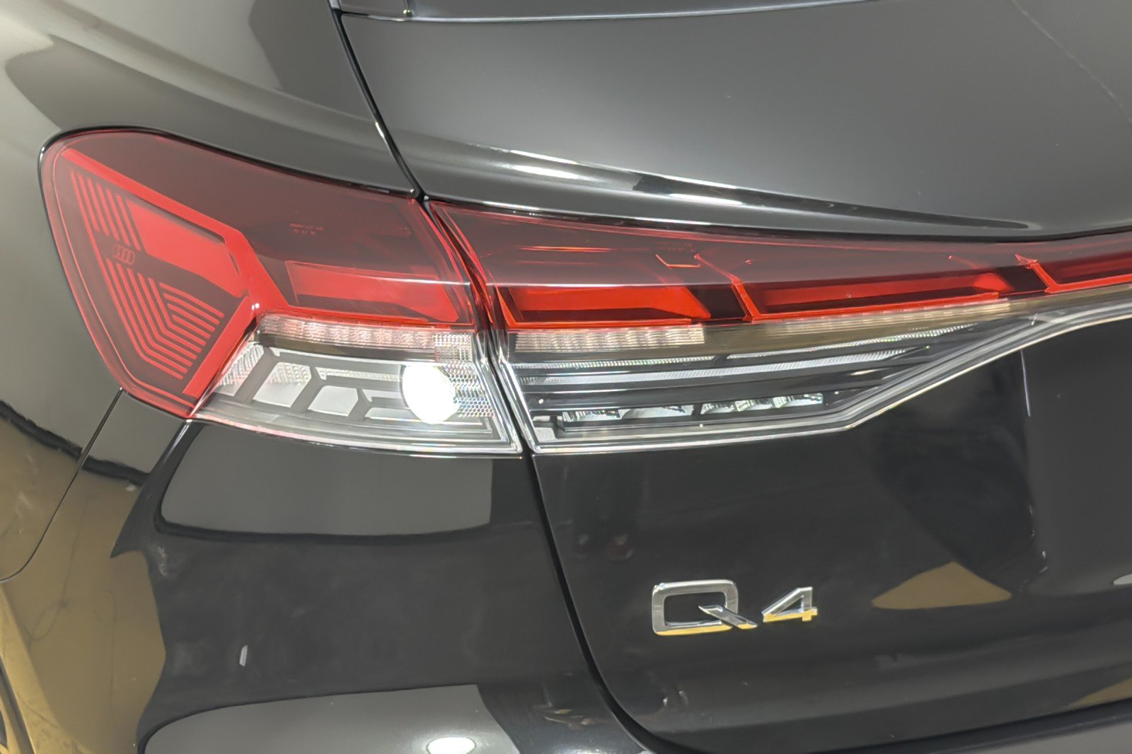 Used 2023 Mythos Black Metallic Audi Premium 50 quattro image 26