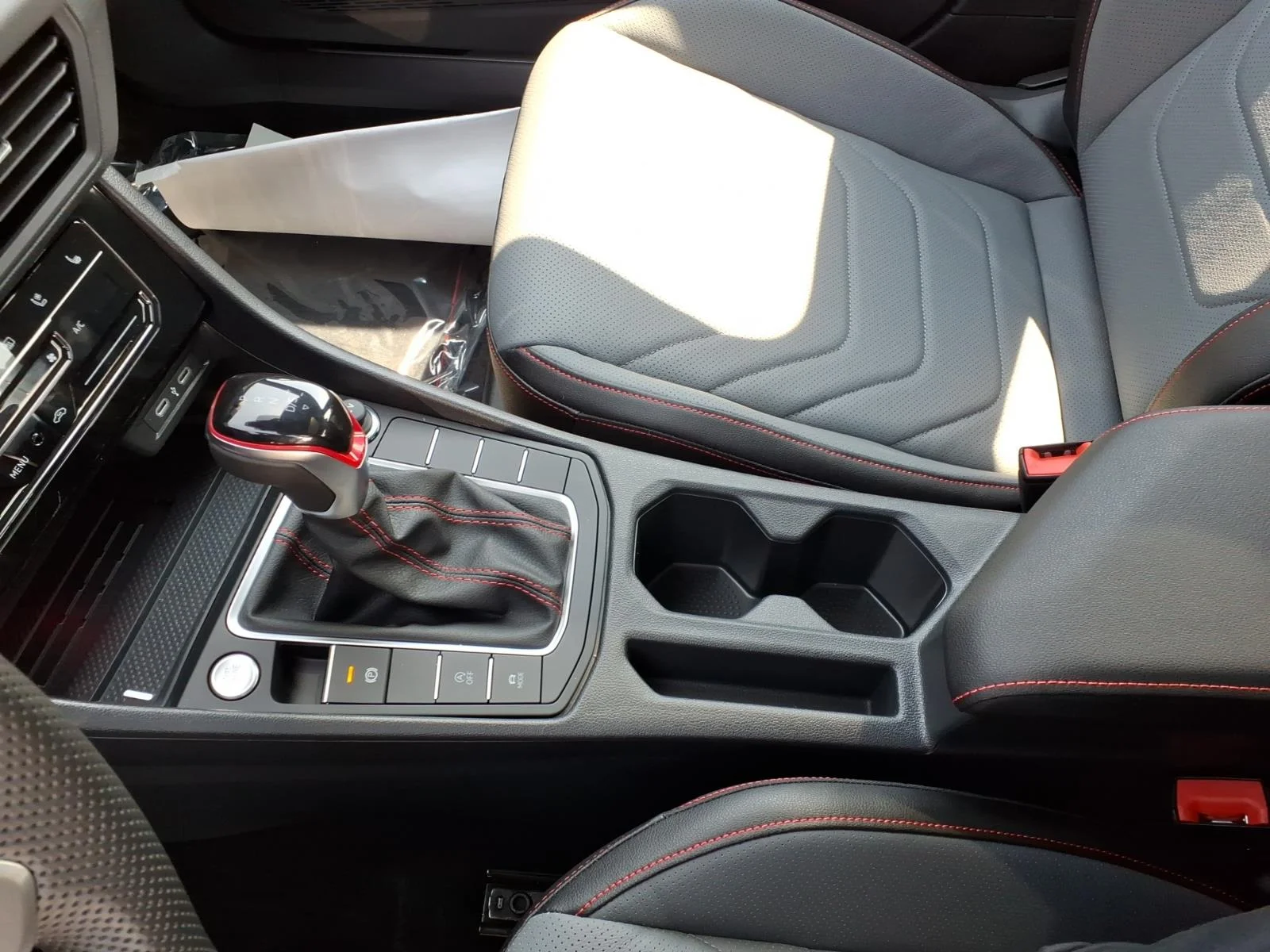 New 2026 Deep Black Pearl Volkswagen AUTOBAHN DSG image 10