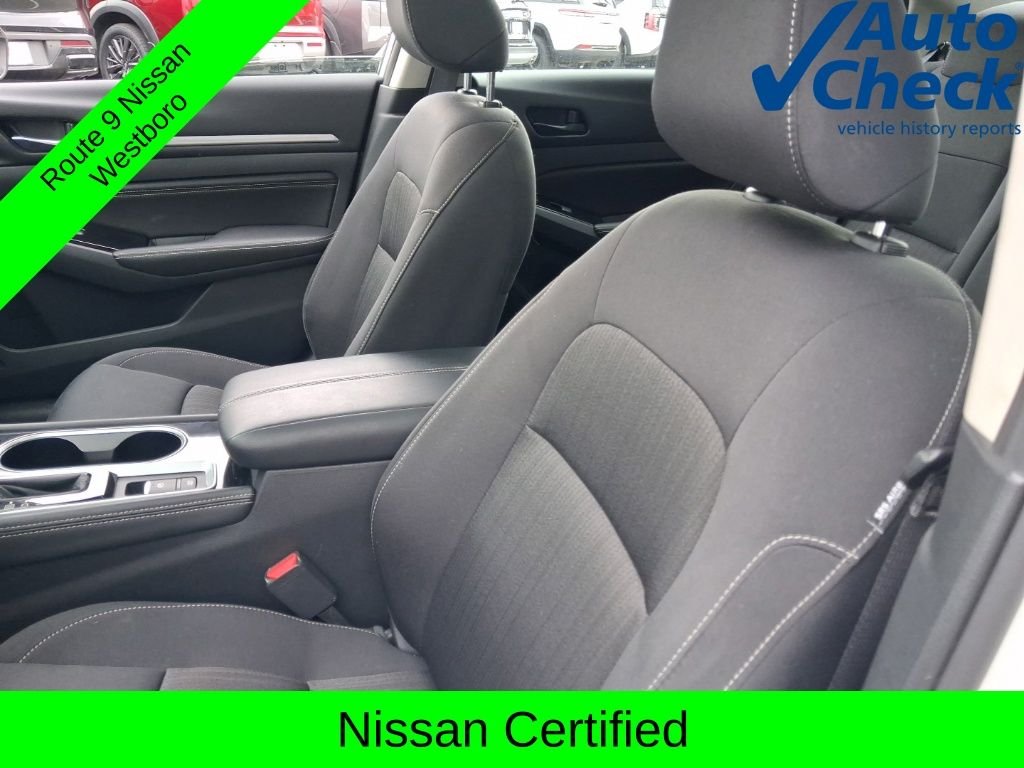 Used 2023 White Nissan 2.5 SV image 16