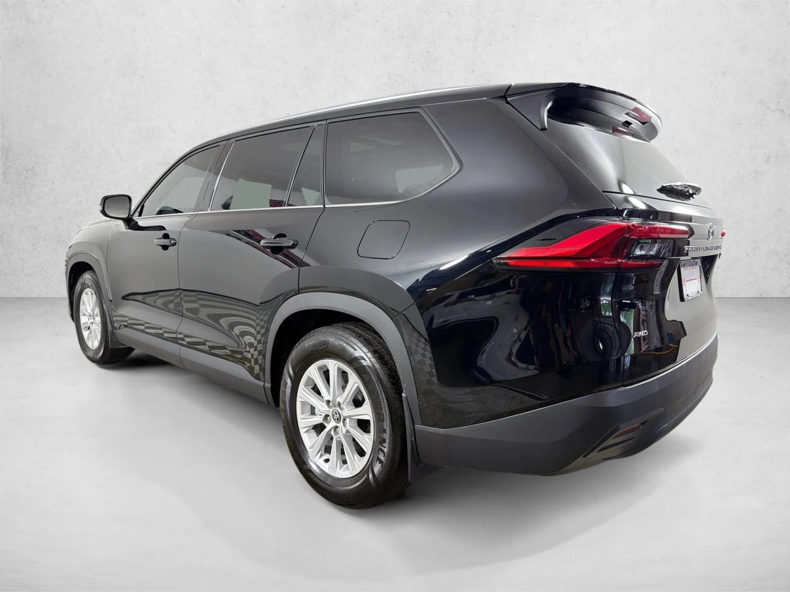 Used 2024 Gray Toyota XLE image 6
