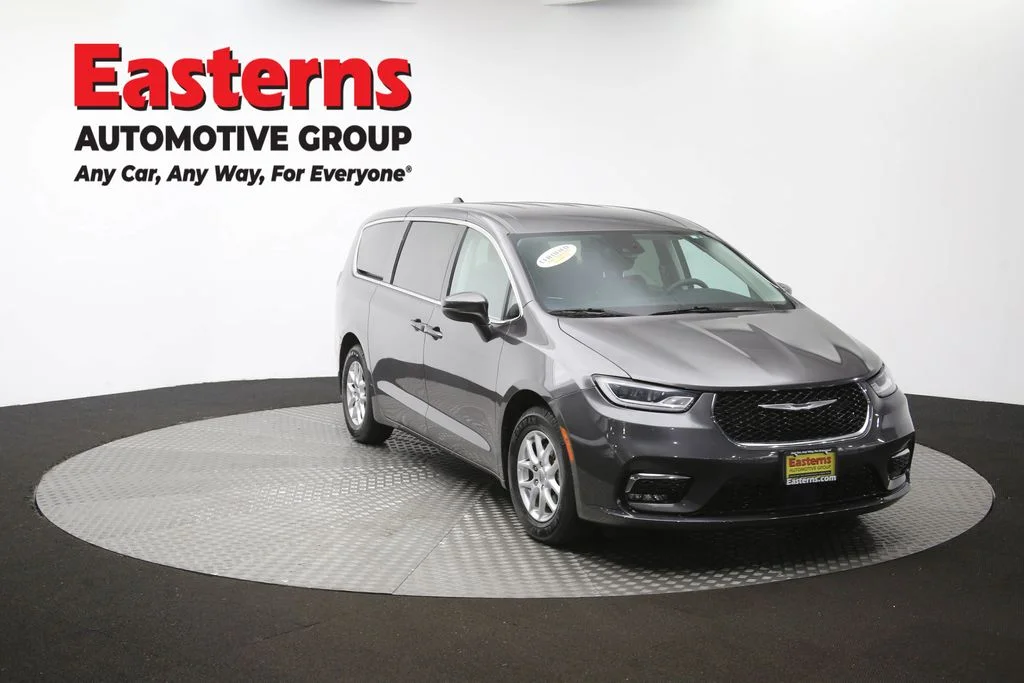 Used 2023 Gray Chrysler Touring L image 51
