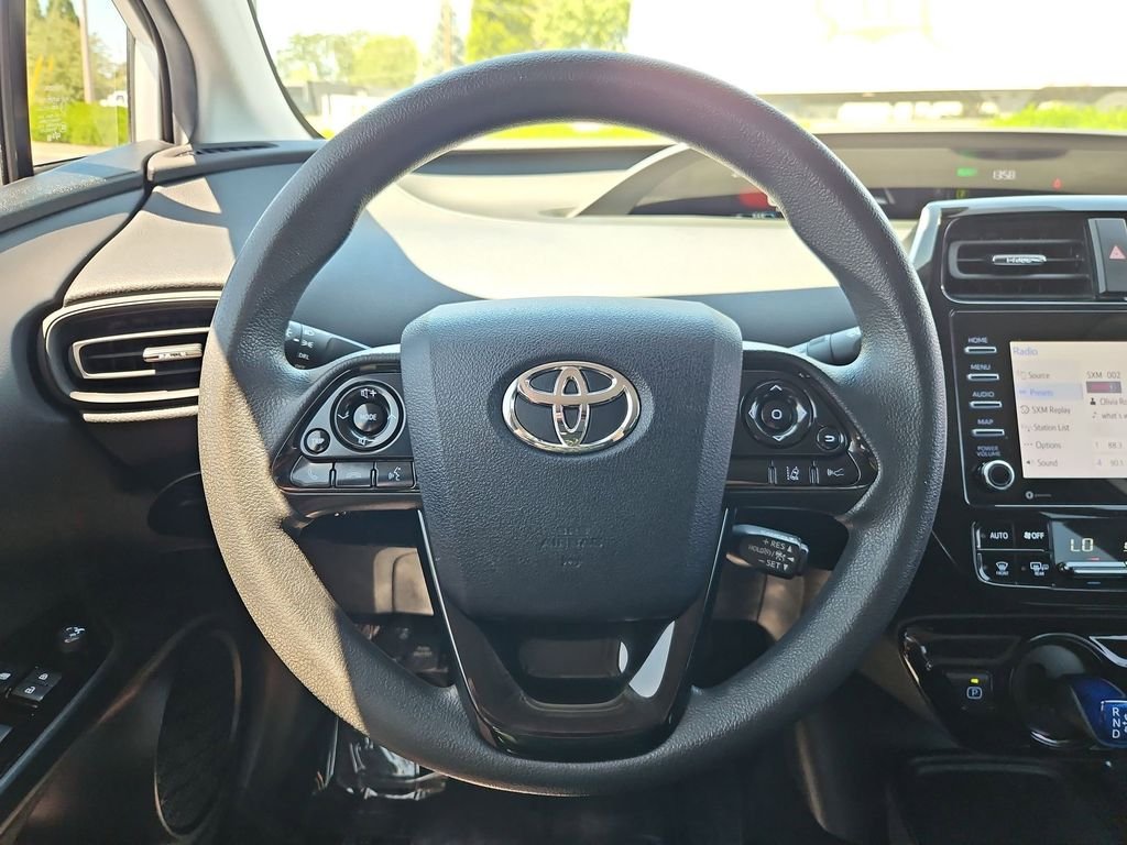 Used 2021 Pearl Toyota L image 14