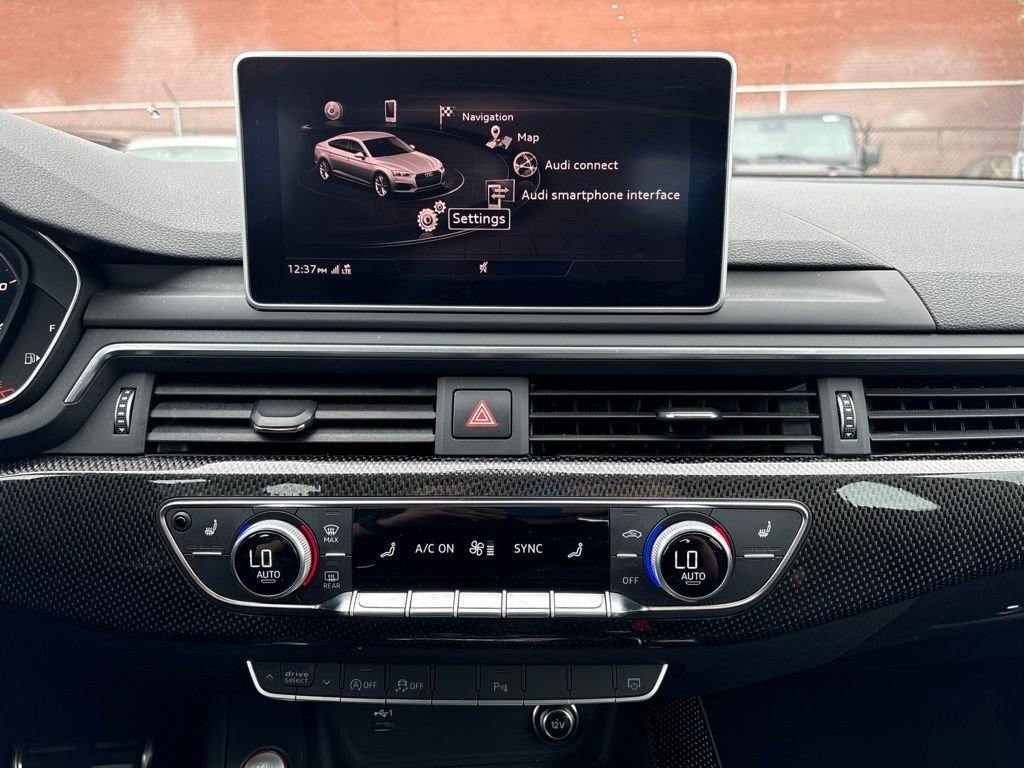 Used 2019  Audi Premium Plus image 13
