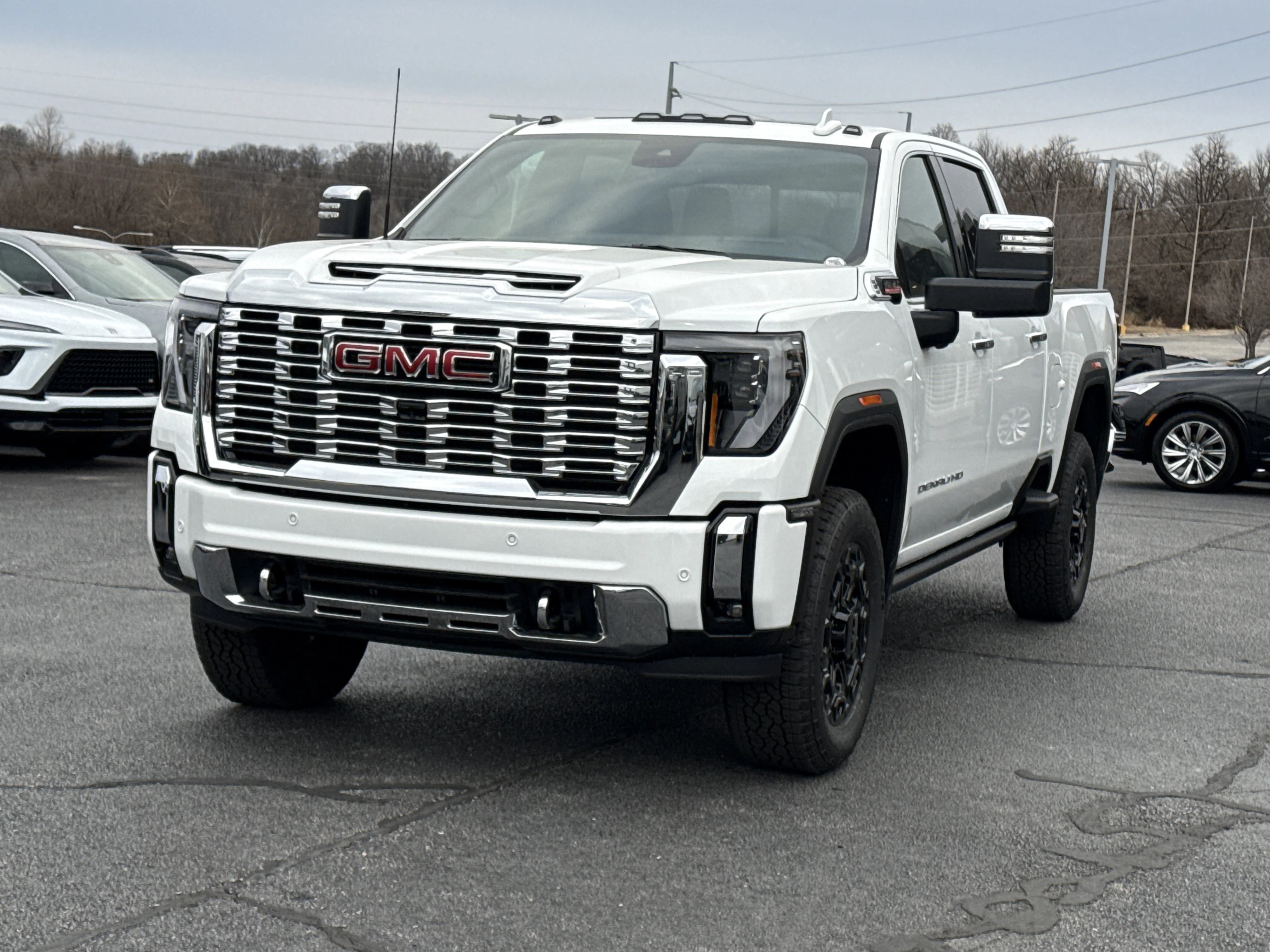 New 2026 Summit White GMC Denali 4WD image 13
