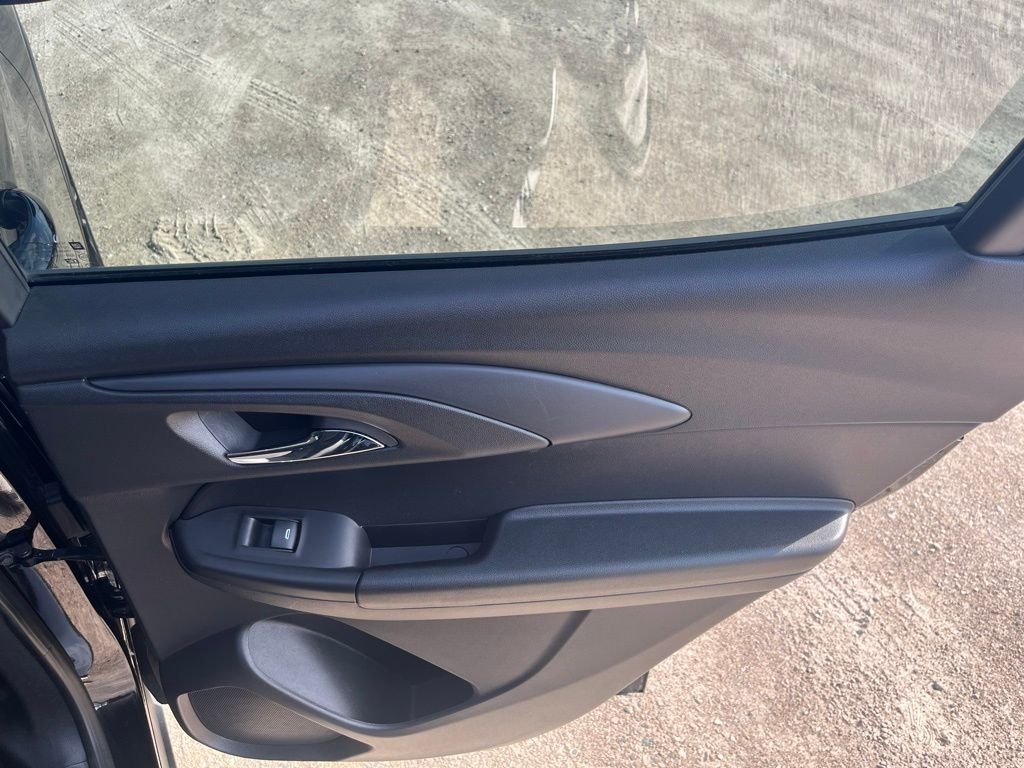 Used 2025 Black Metallic Chevrolet LT image 30