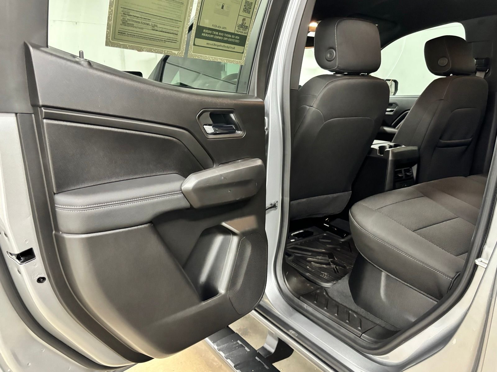Used 2025 Silver GMC Elevation image 18