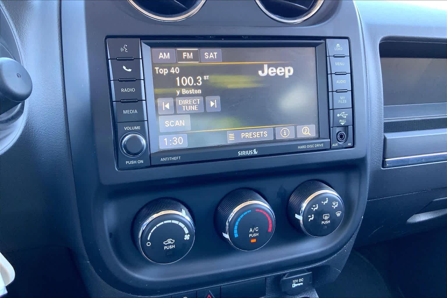 Used 2016 Bright White Clearcoat Jeep Sport image 35