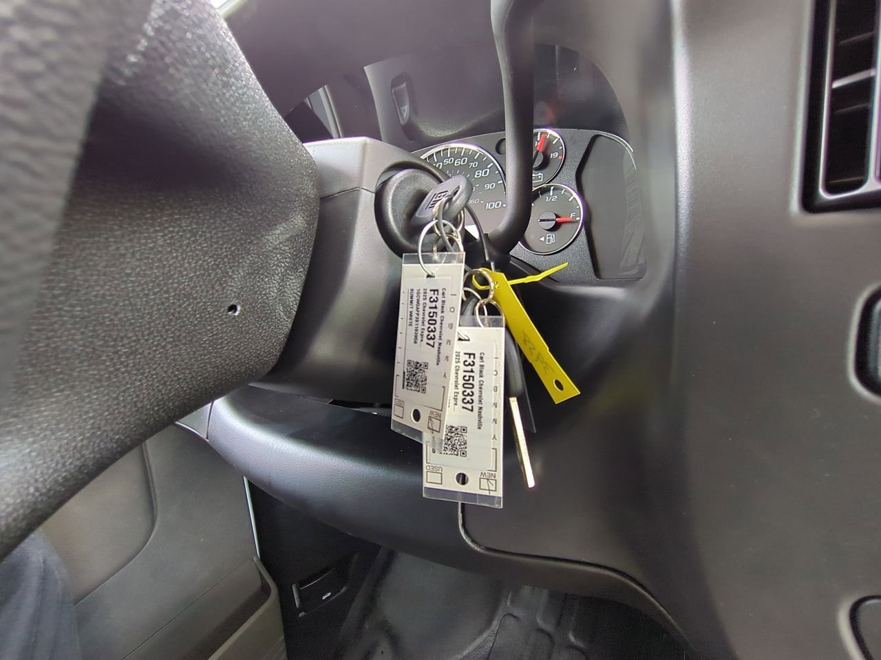 2025 Chevrolet Express Cargo Work Van - Photo 16