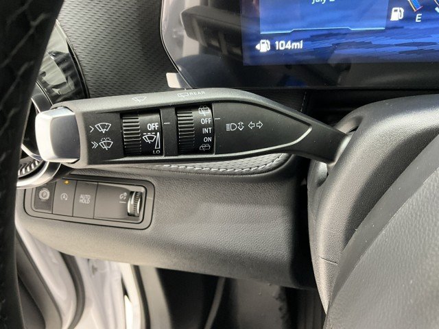 New 2027 Summit White Chevrolet LT image 24