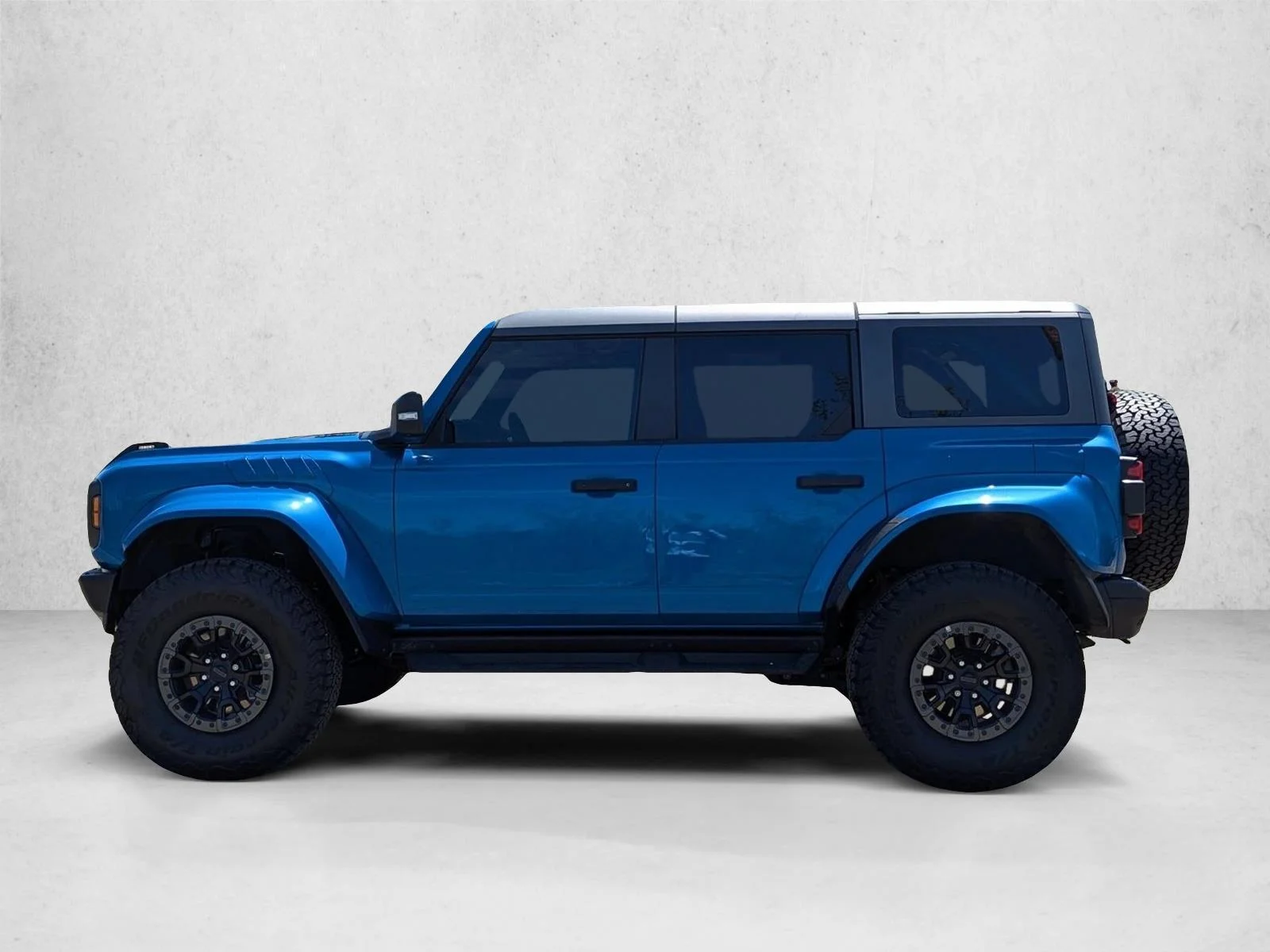 Used 2024 Velocity Blue Metallic Ford Raptor image 9