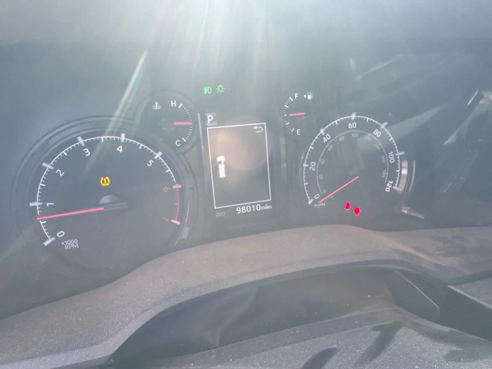 Used 2022 Midnight Black Metallic Toyota SR5 image 8
